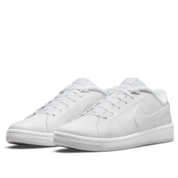 Nike Shoes - Nike court Royale